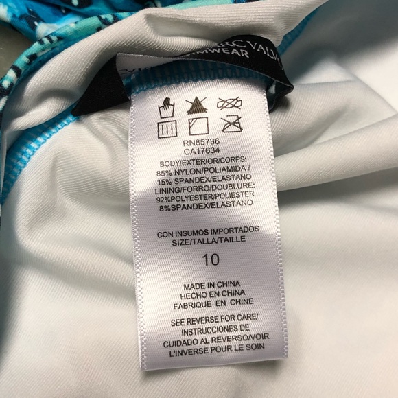 🛍MUST GO TODAY🛍$146 Long Sleeve 1-Piece Swimsuit - Picture 10 of 12